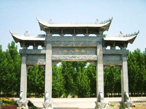 石雕牌坊